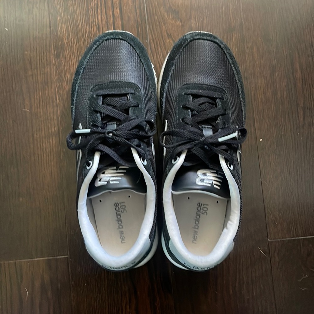 New balance shoes